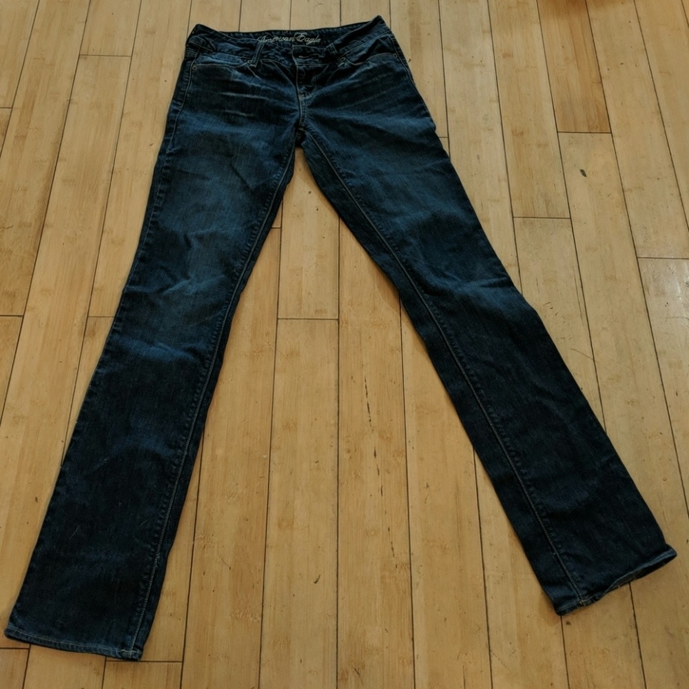 American Eagle size 4 long straight leg jeans